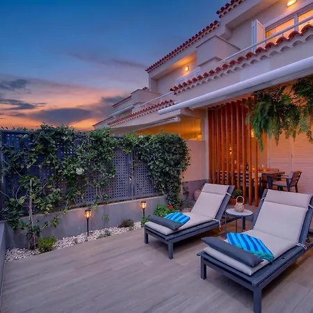 Hermitage Homes Plng * Puerto de Santiago (Tenerife)